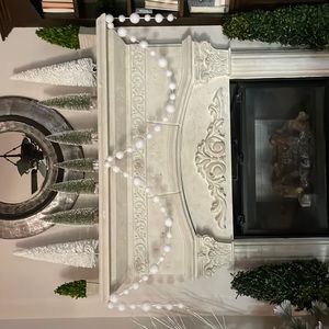 NewSparkly White Garland